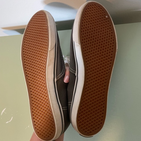 Gray Vans Authentic Low Top shoes - size 4.5 men, 6 women - Picture 6 of 8